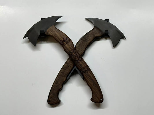 HUNTING KNIVES - Terminal List/ bleeding Heart/Axe Stand Holder Display Winkler Half Face Blades